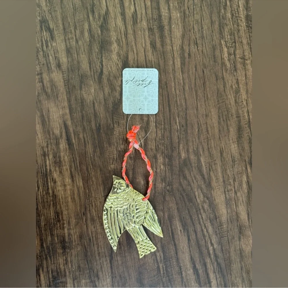 Free People Gilded T in north Dove Ornament